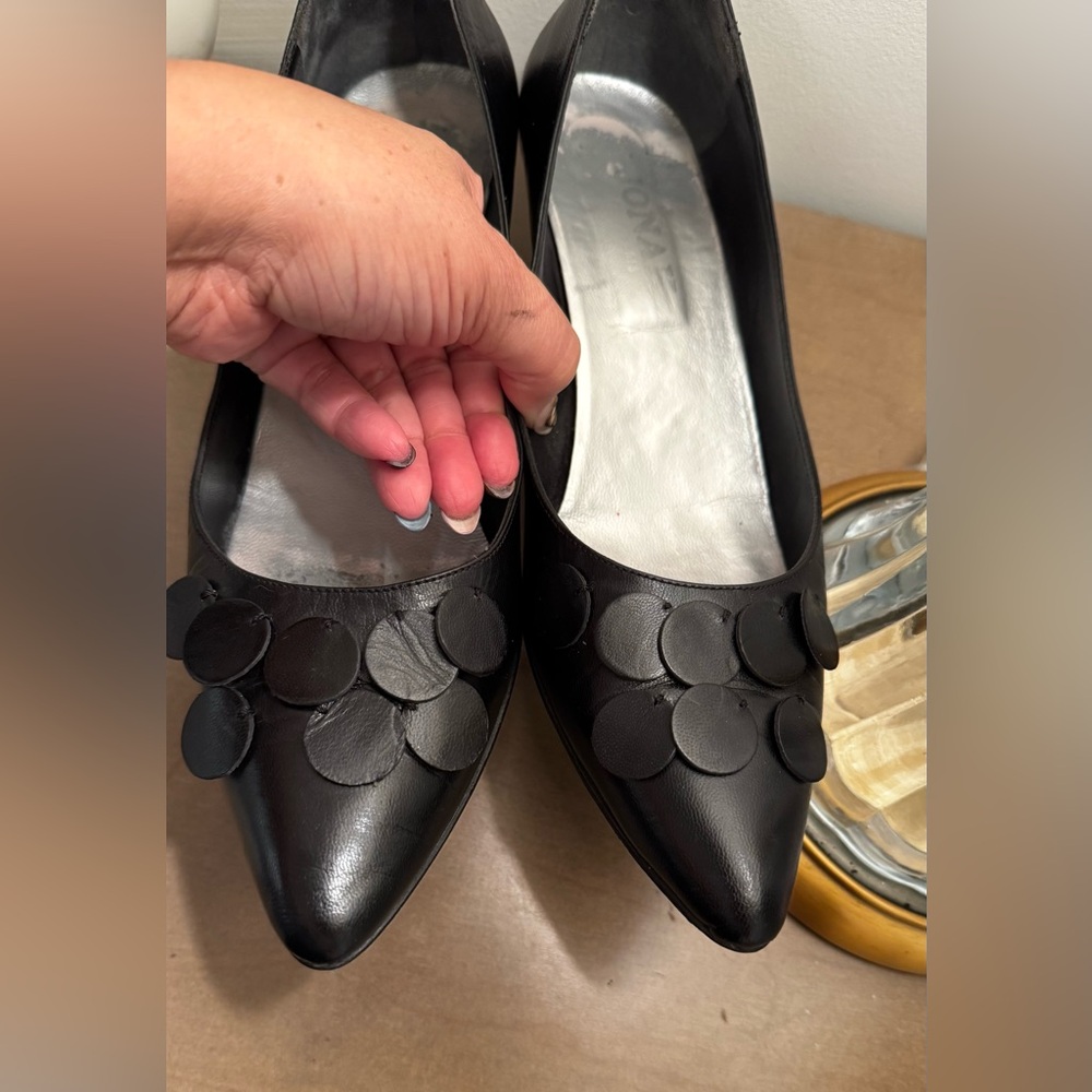 JONAK PARIS Black Leather Heels with Unique Detailing - Picture 2 of 12
